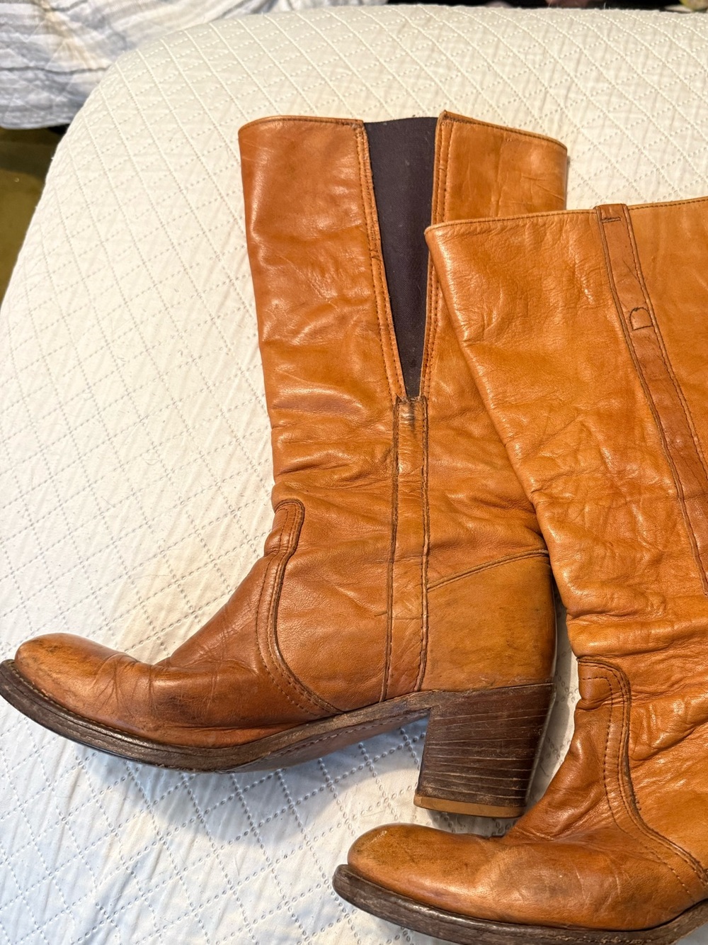 Vintage 70’s Frye boots  Leather Mid-Calf Heeled Boots